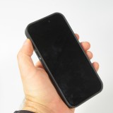 Coque personnalisée avec bords en silicone noir - iPhone 16